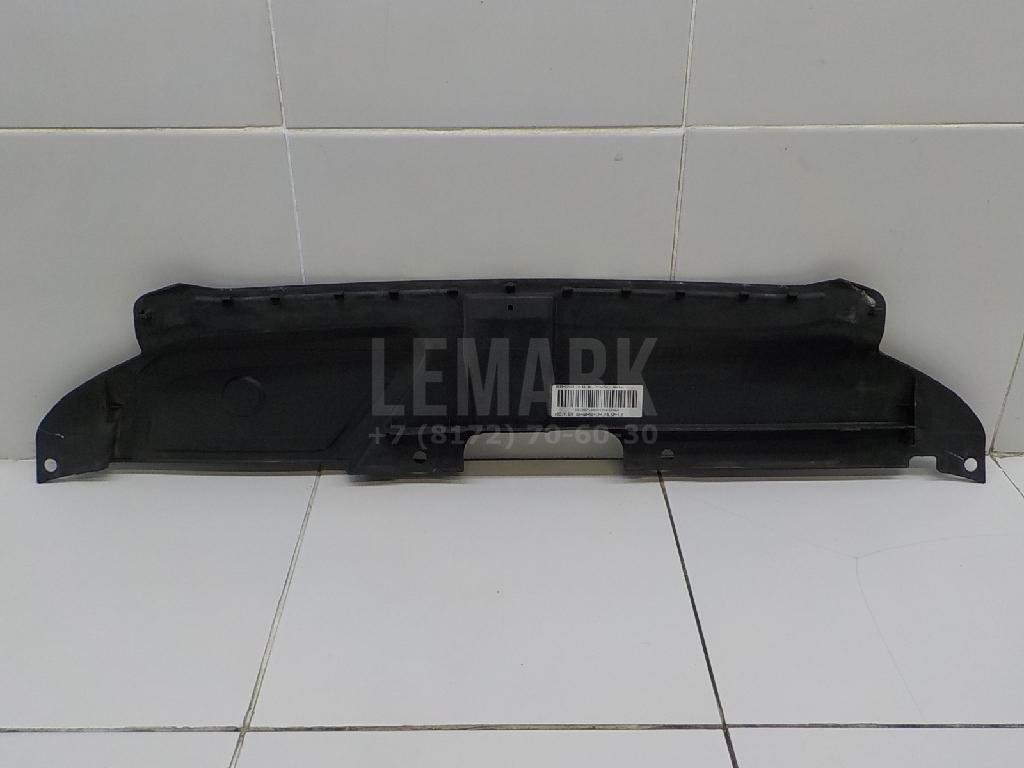 Кожух замка капота