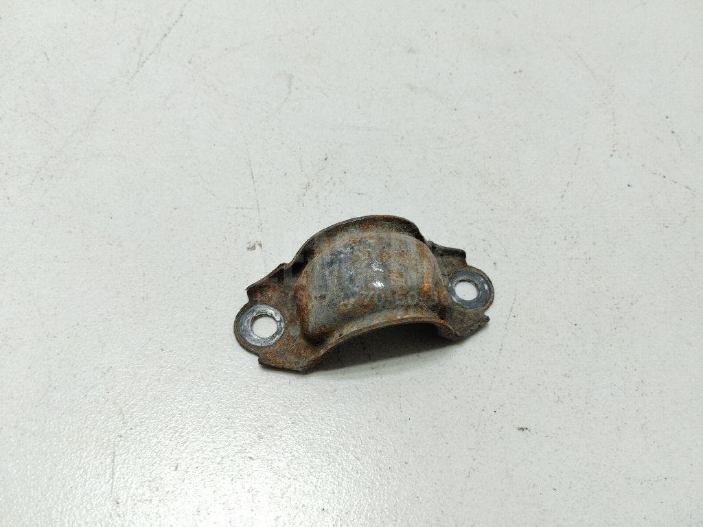 Кронштейн крепления переднего стабилизатора