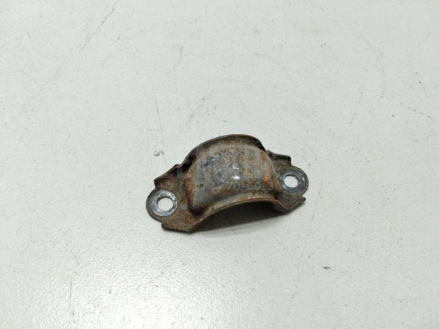 Кронштейн крепления переднего стабилизатора