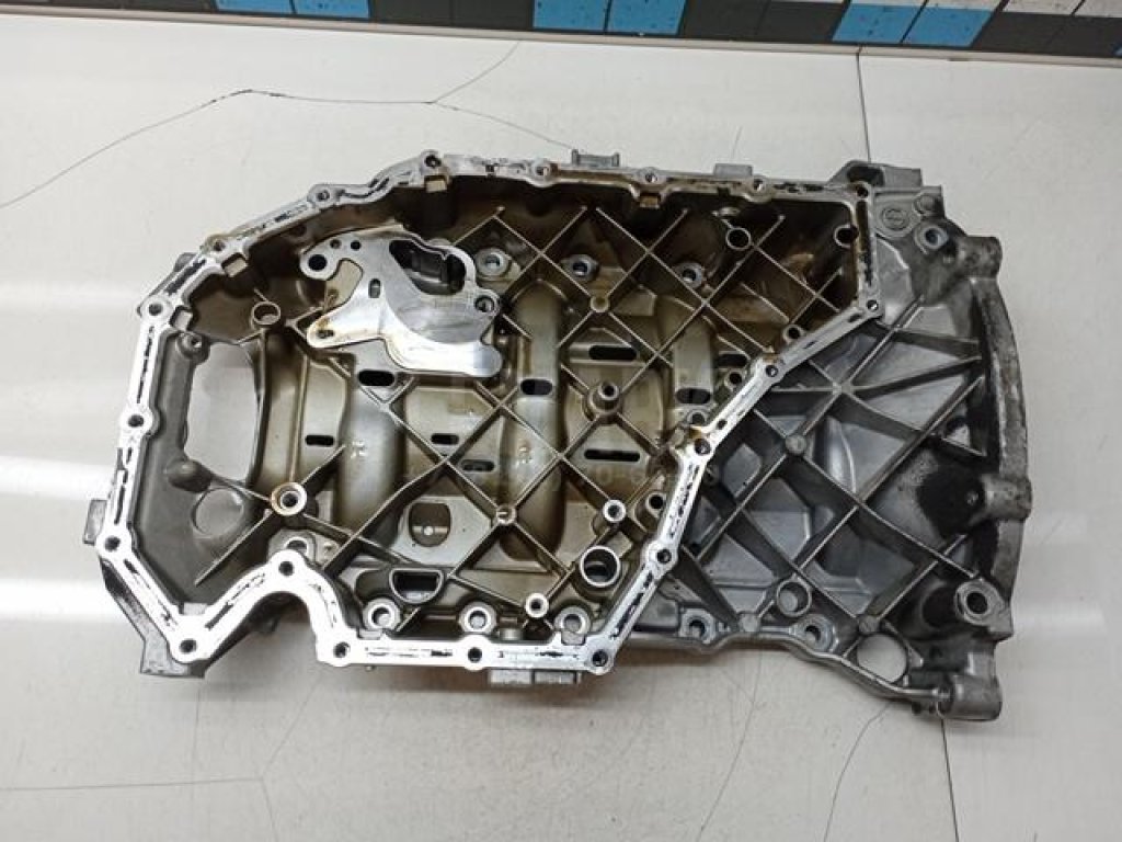 Поддон масляный двигателя