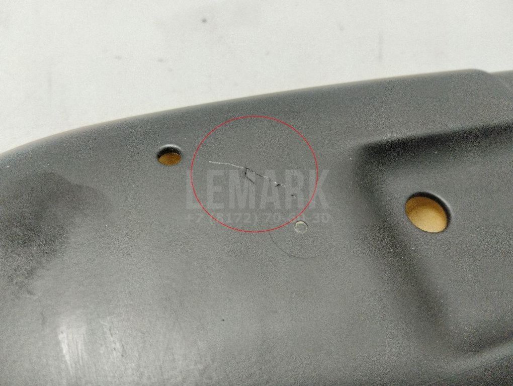 Кожух рулевой колонки нижний