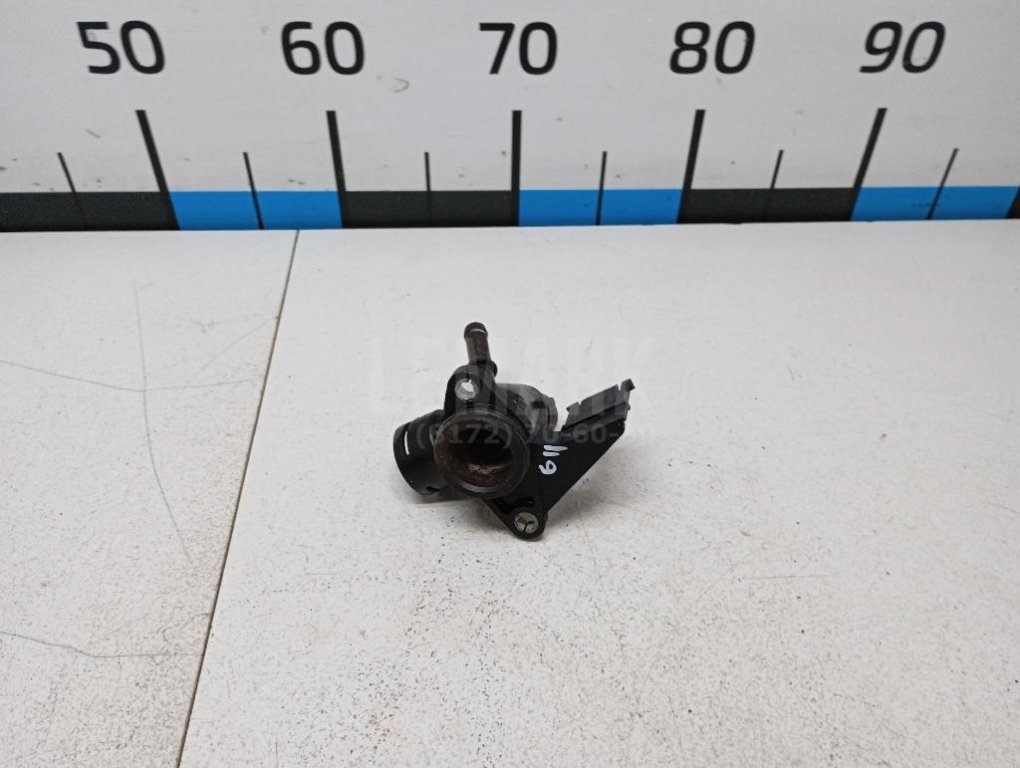 Фланец двигателя системы охлаждения