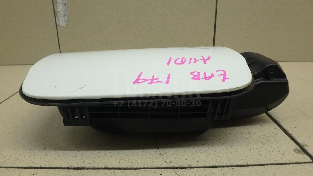 Лючок бензобака