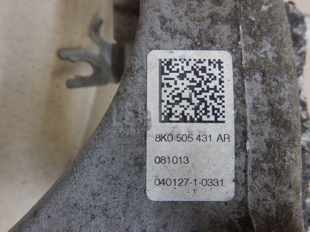 Кулак поворотный задний левый