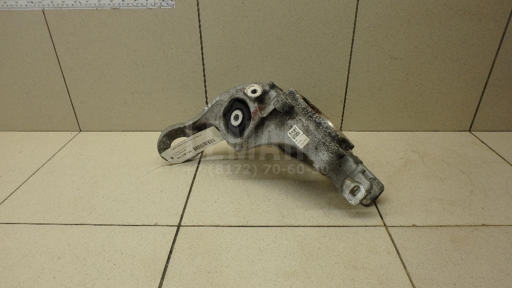 Кулак поворотный задний правый