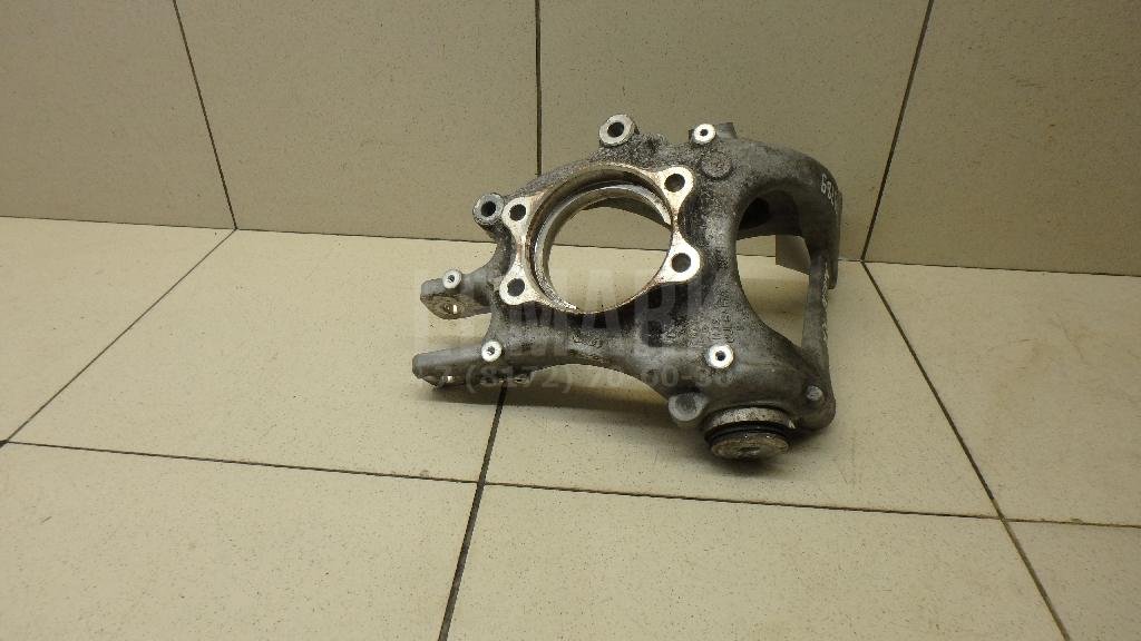 Кулак поворотный задний правый