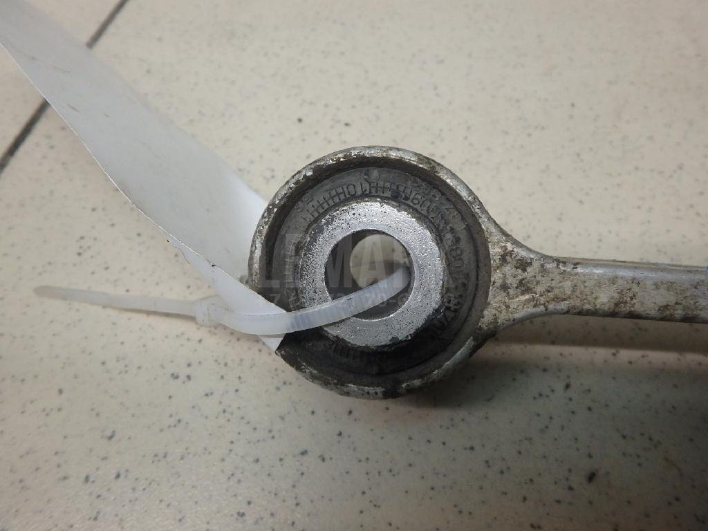 Стойка переднего стабилизатора