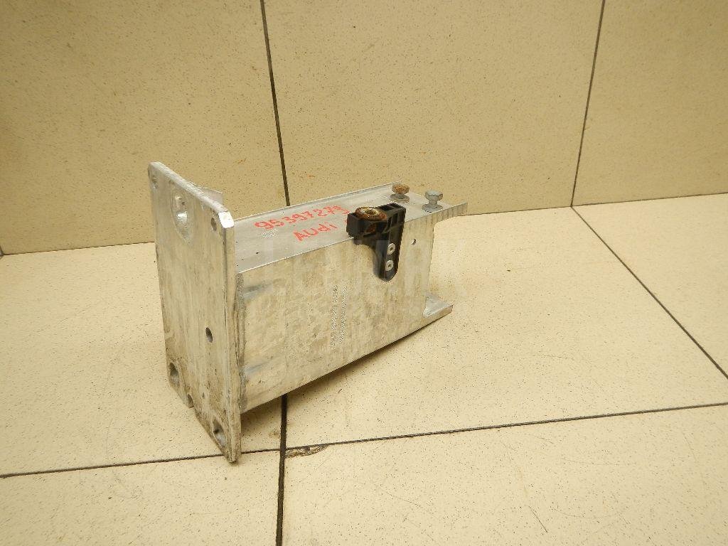 Кронштейн усилителя переднего бампера левый