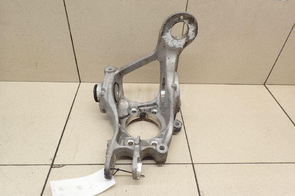 Кулак поворотный задний правый