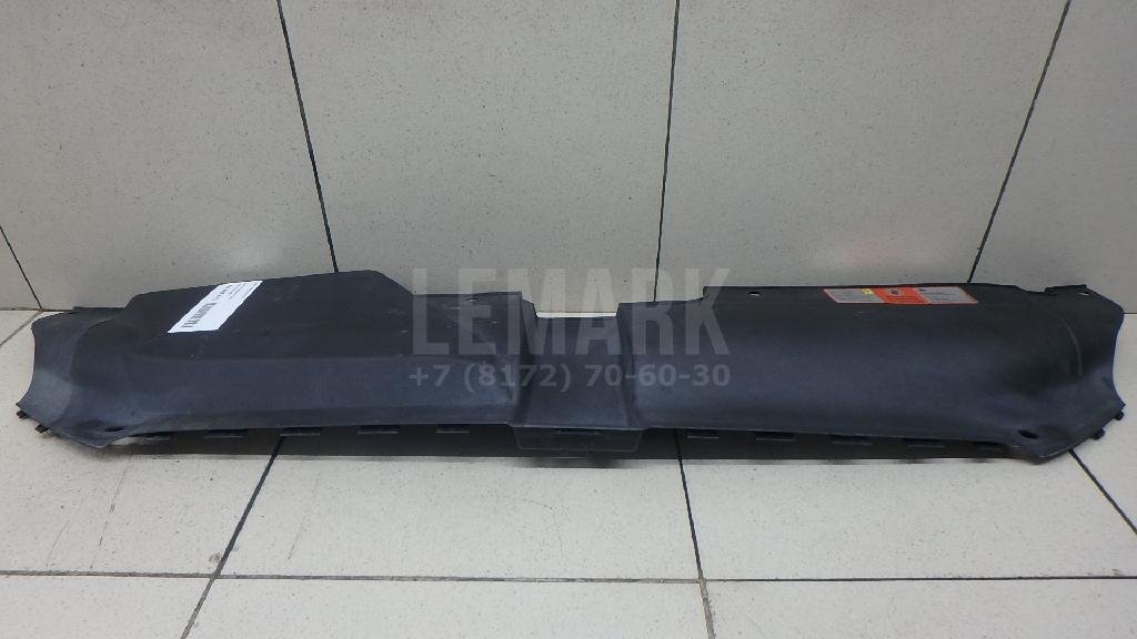 Кожух замка капота