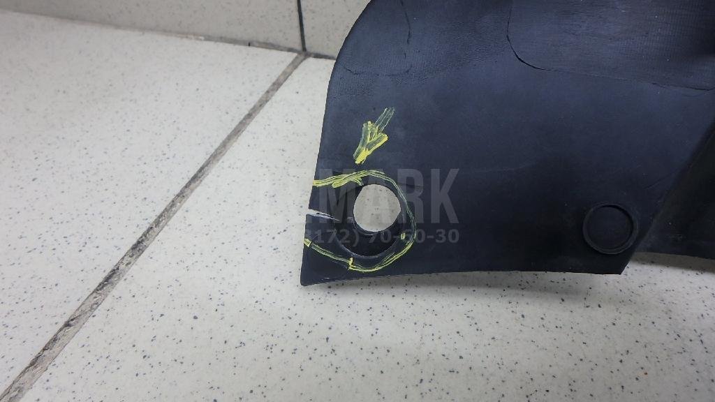 Кожух замка капота