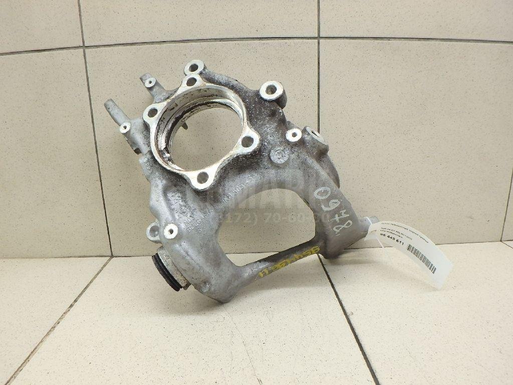 Кулак поворотный задний правый