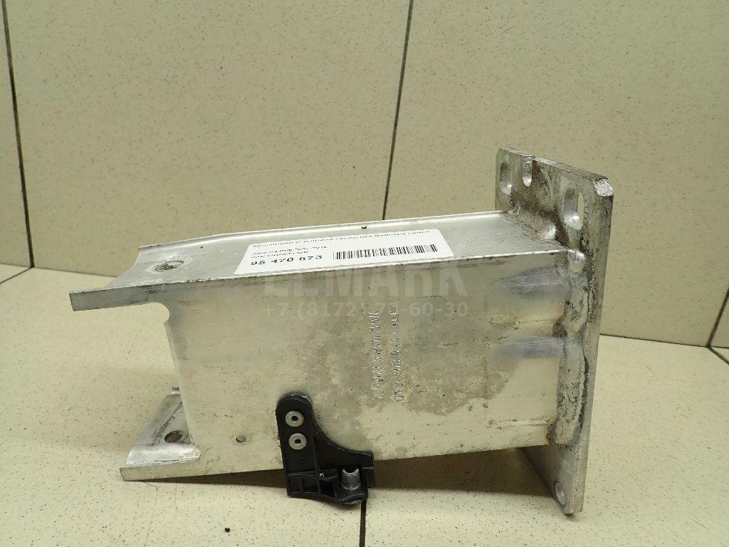 Кронштейн усилителя переднего бампера левый