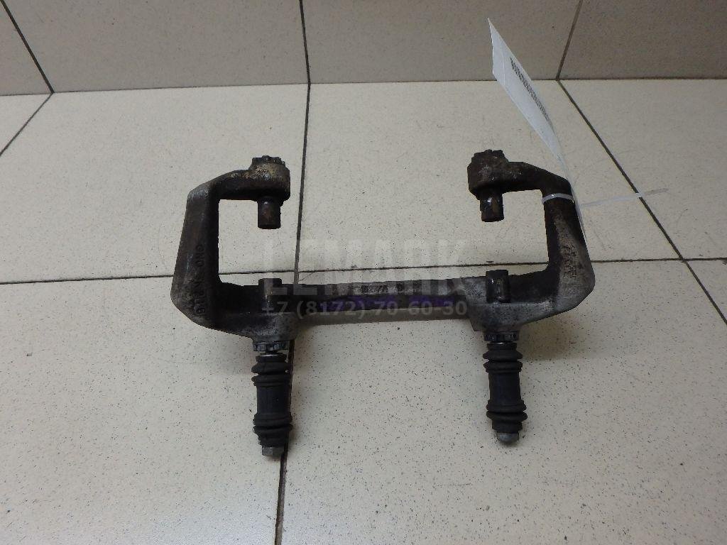 Скоба суппорта переднего