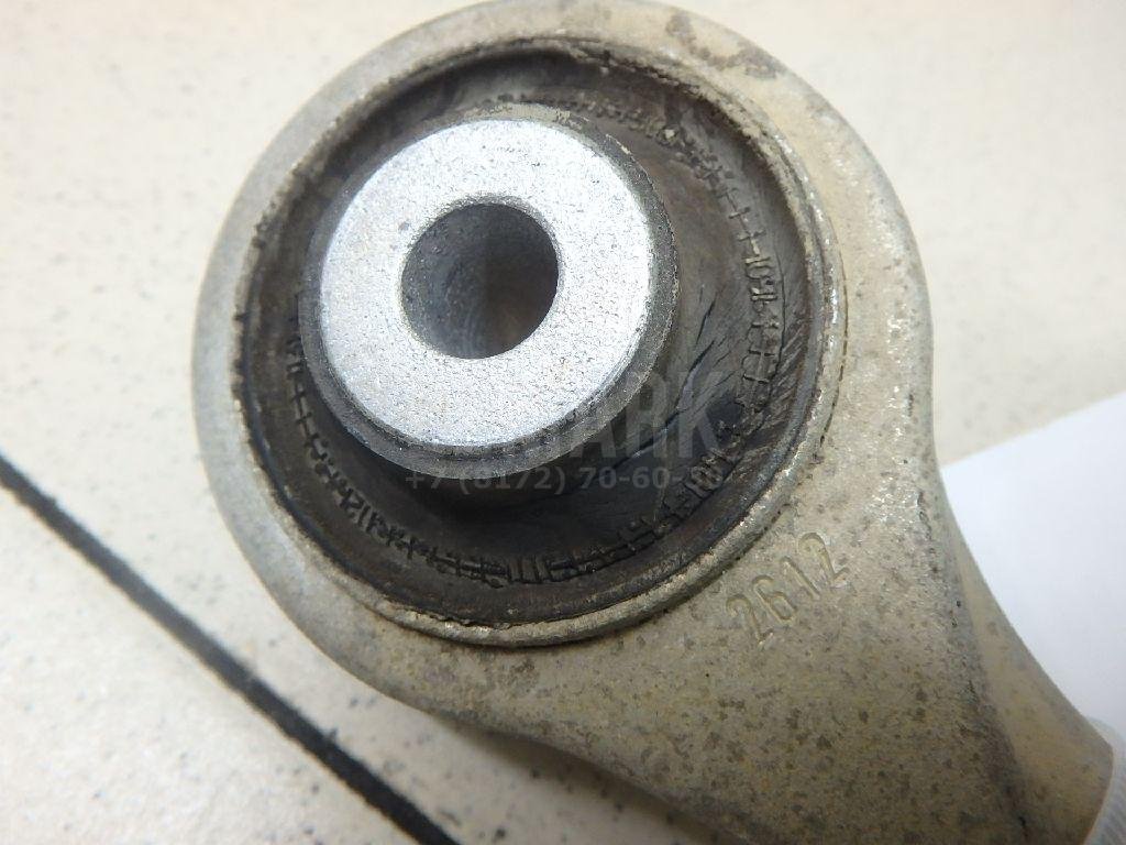 Рычаг передний верхний левый передний