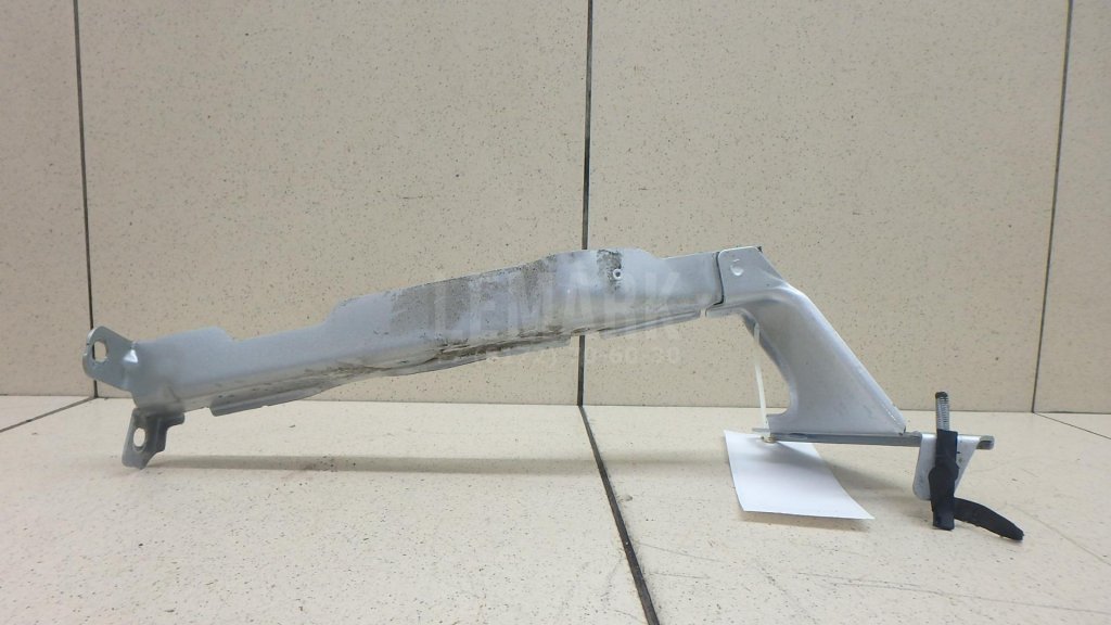 Кронштейн крепления крыла