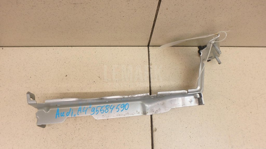 Кронштейн крепления крыла