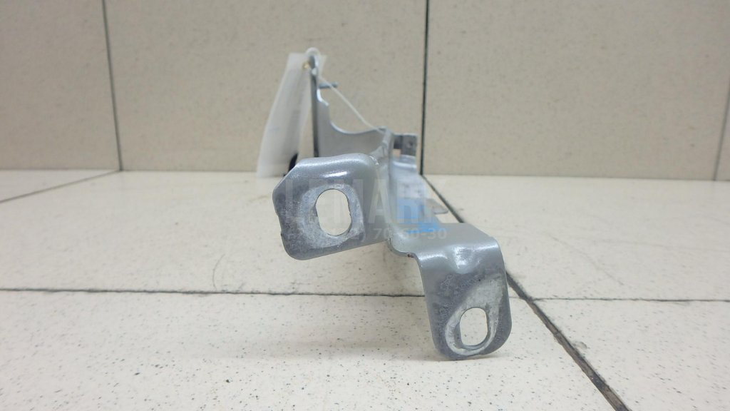 Кронштейн крепления крыла