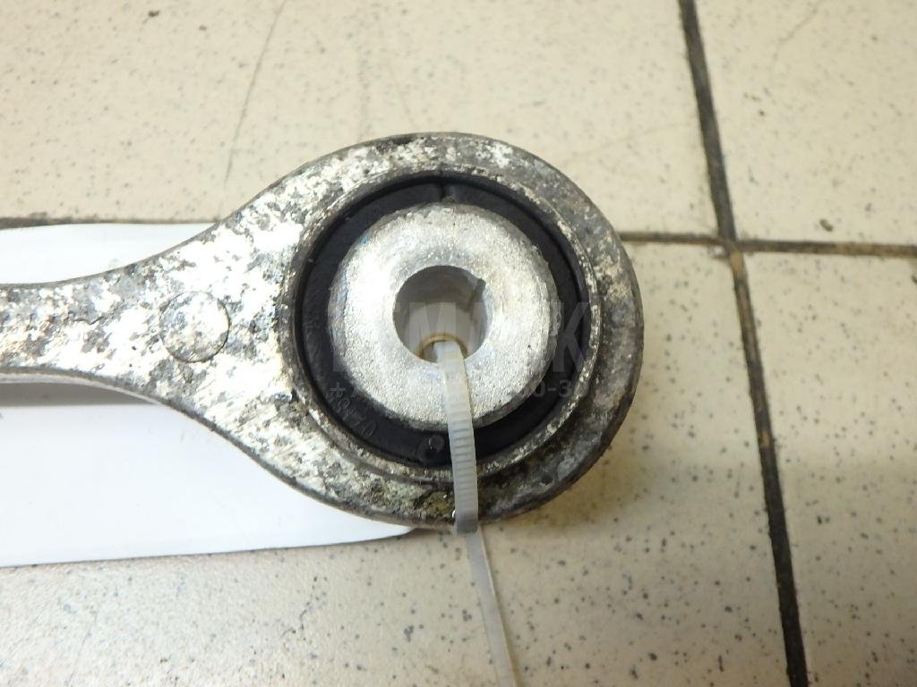 Стойка переднего стабилизатора