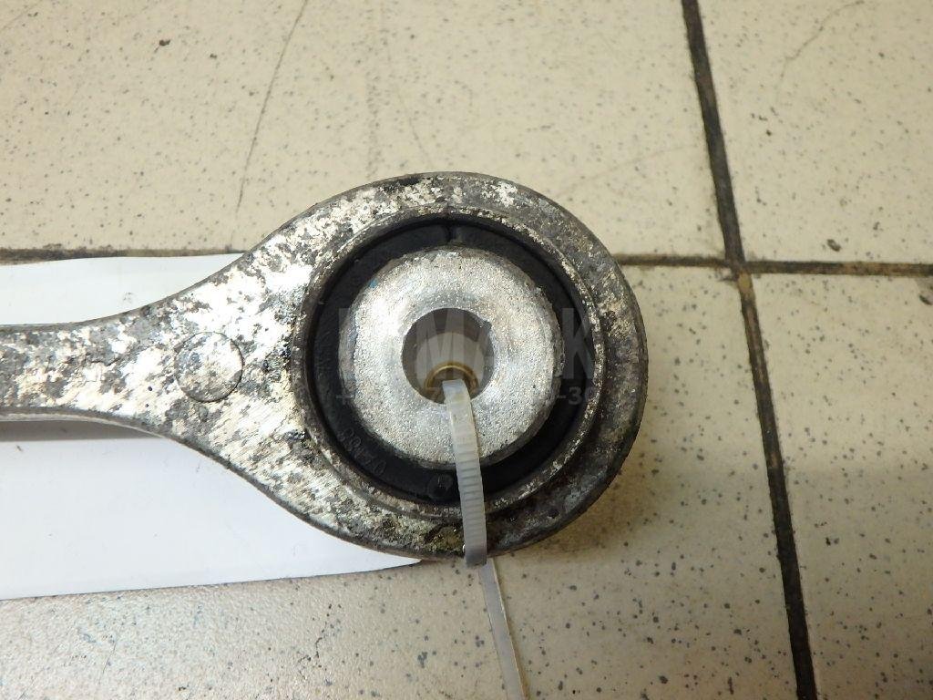 Стойка переднего стабилизатора