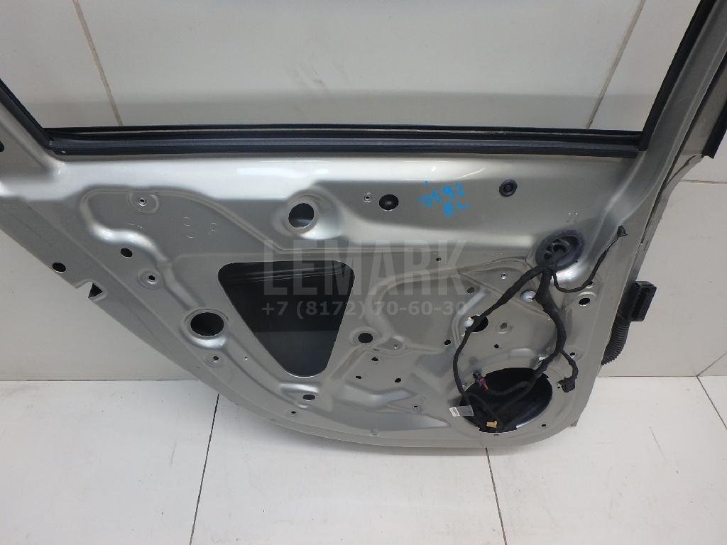 Дверь задняя левая