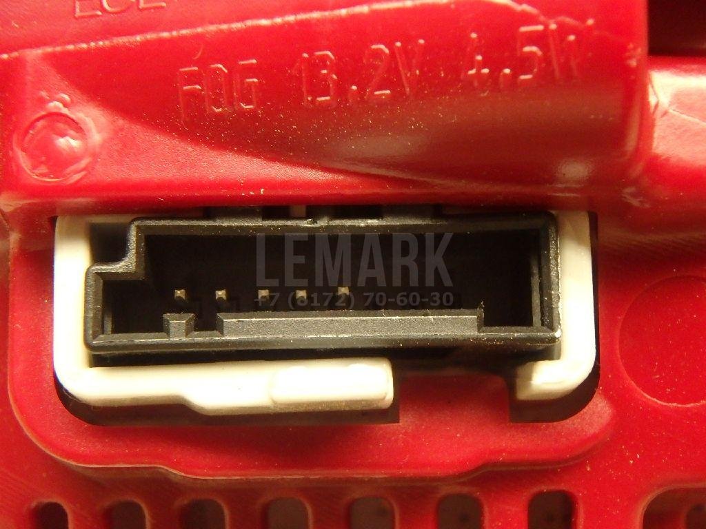 Фонарь задний внутренний левый