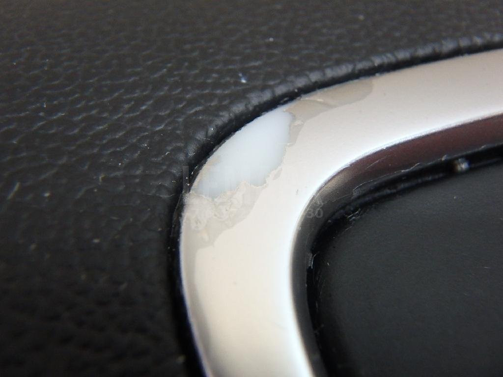 Подушка безопасности в рулевое колесо