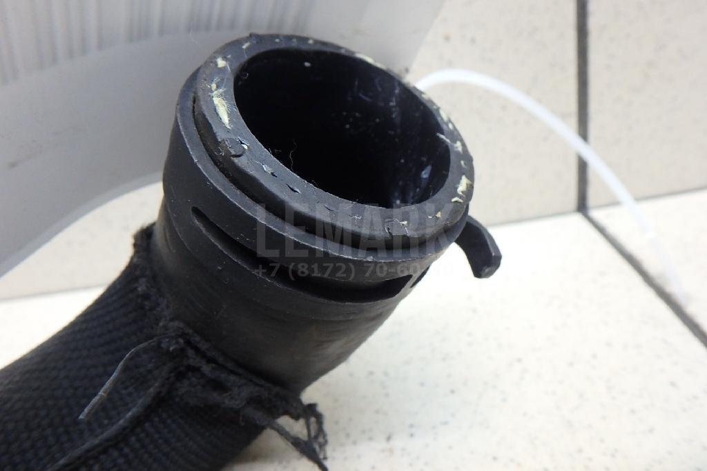 Патрубок радиатора