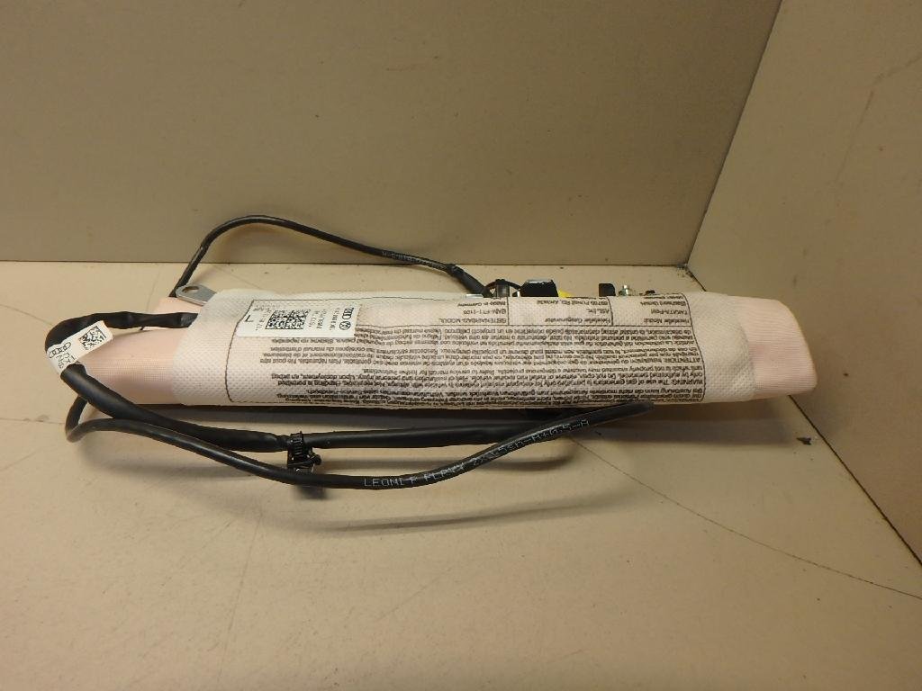 Подушка безопасности боковая (в сиденье)