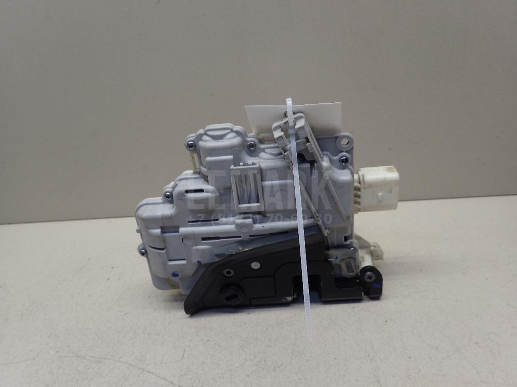 Замок двери задней левой