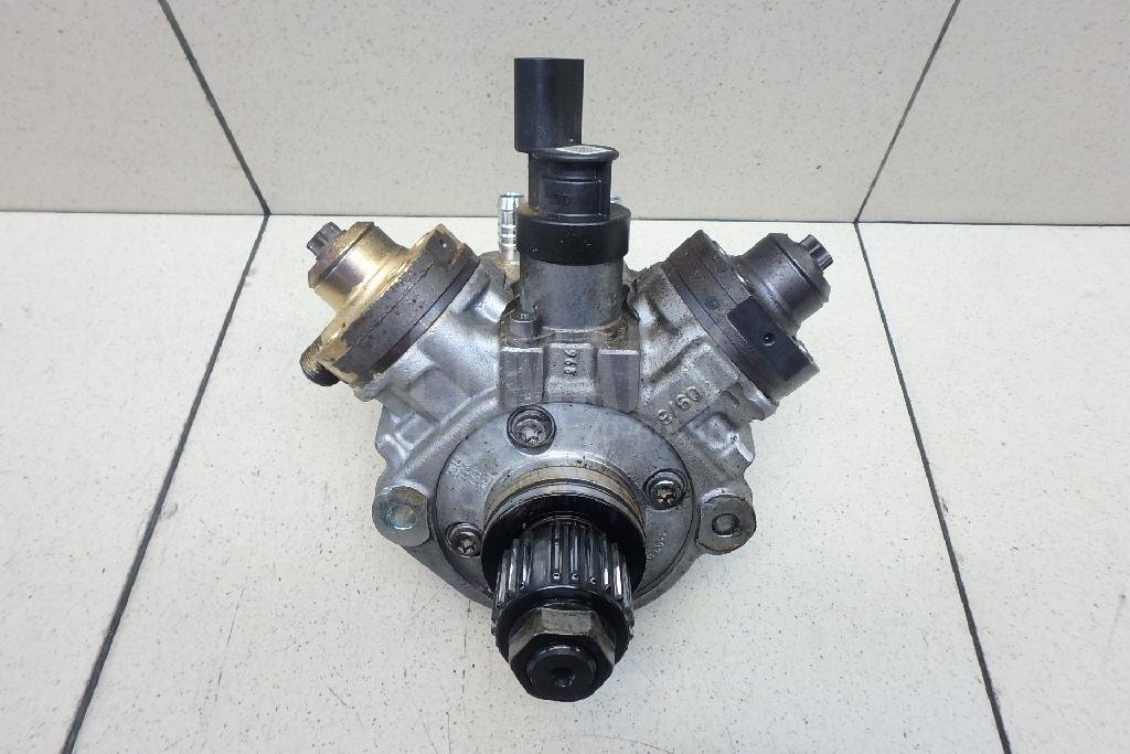 ТНВД для  Audi A4 [B9] 2015