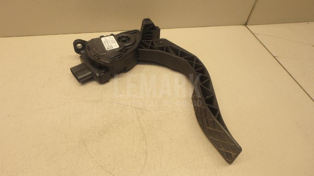 Педаль газа