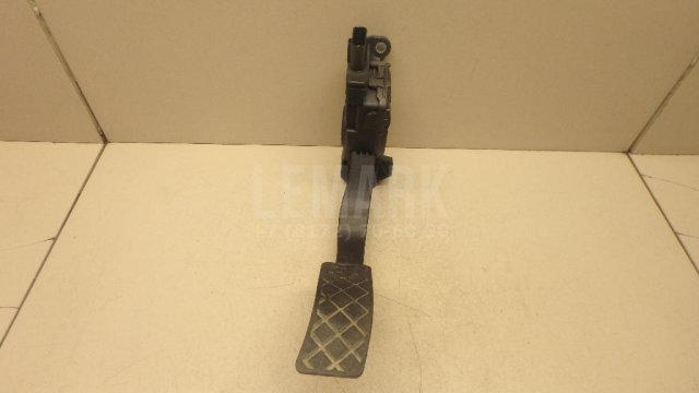 Педаль газа