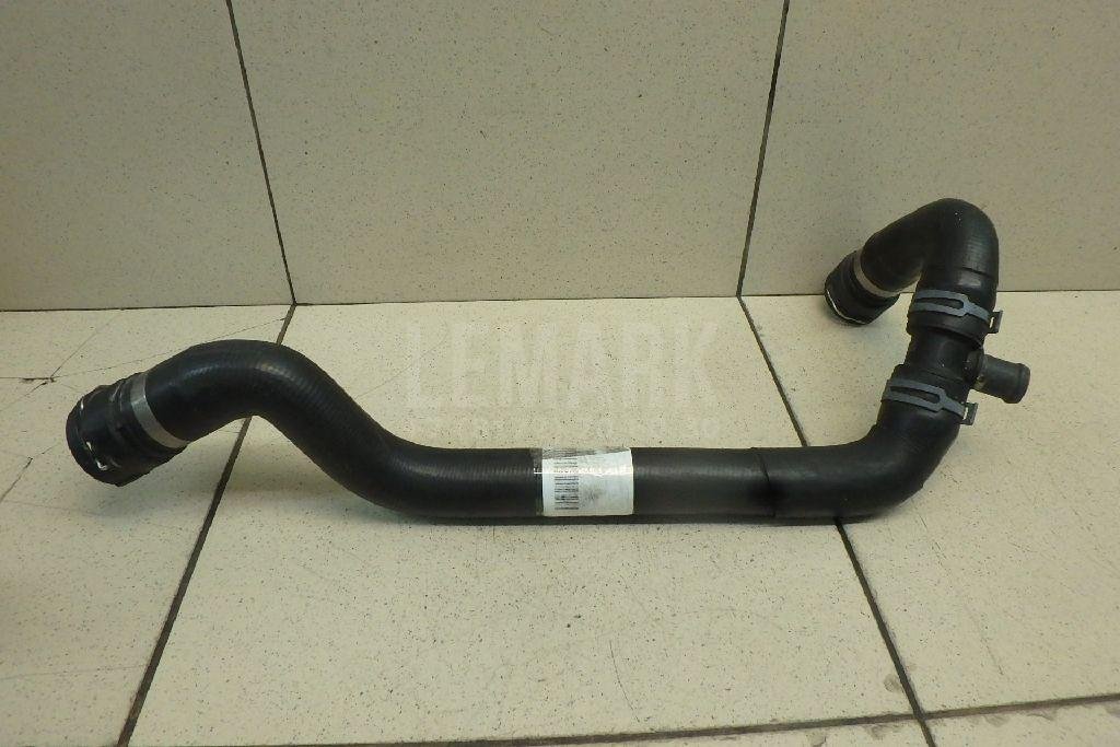 Патрубок радиатора