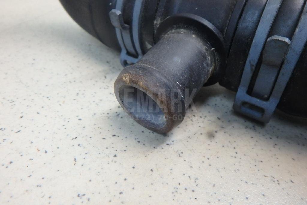 Патрубок радиатора