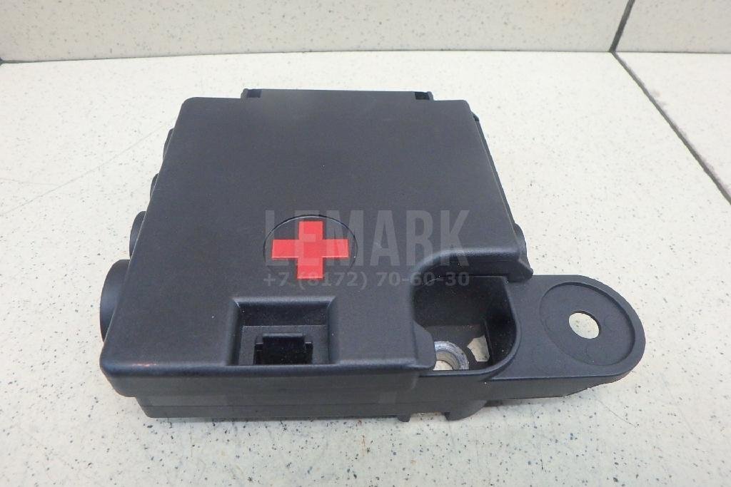 Клемма аккумулятора плюс