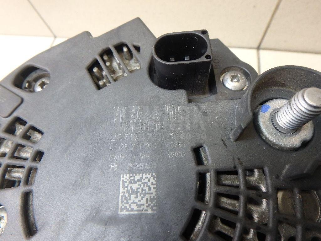 Генератор для  Audi A4 [B8] Allroad 2009-2015