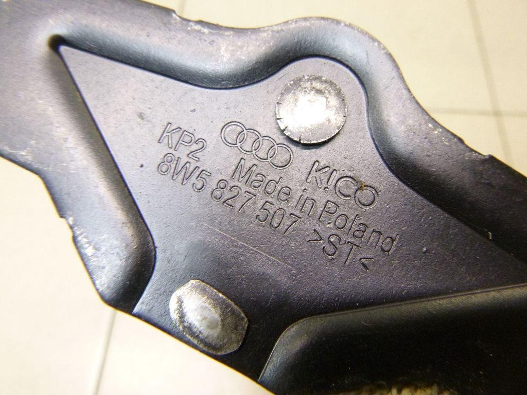 Ответная часть замка багажника