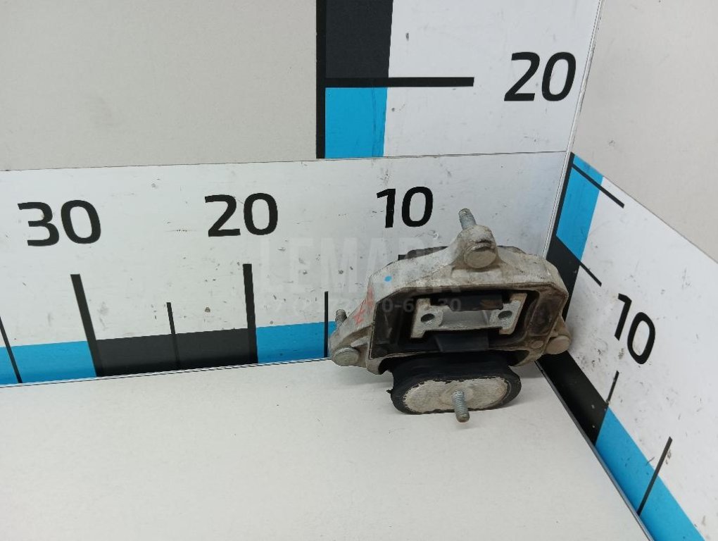 Опора КПП для  Audi A3 [8P1] 2003-2013