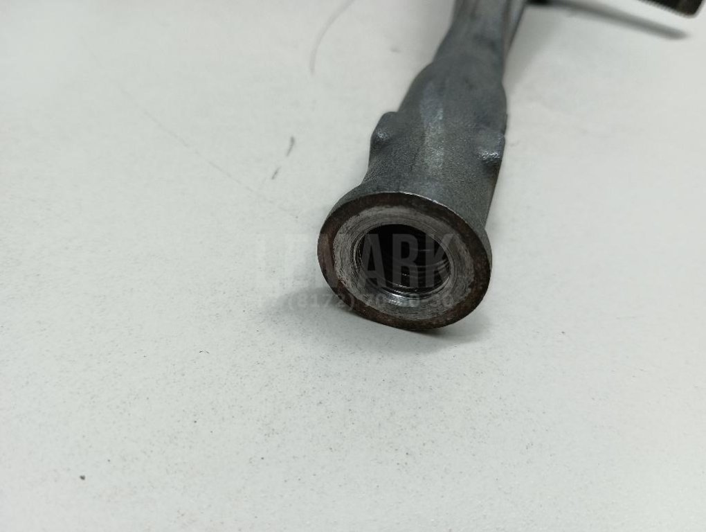 Наконечник рулевой левый