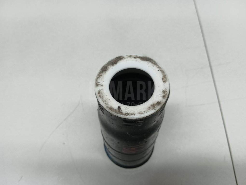 Пыльник заднего амортизатора