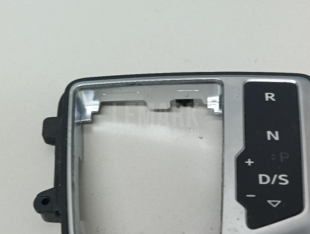 Накладка индикатора переключения передач