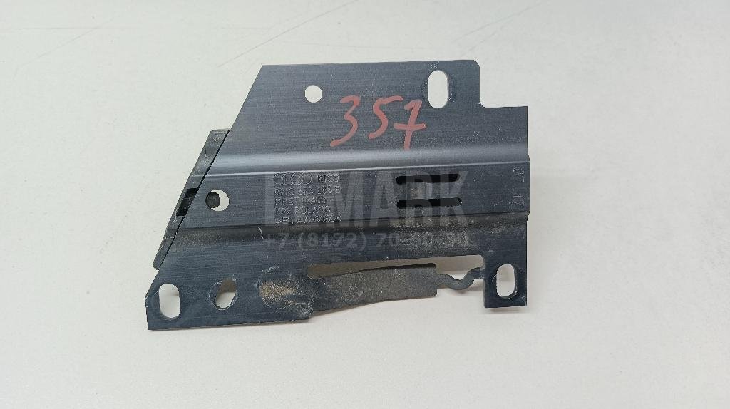 Ответная часть замка капота