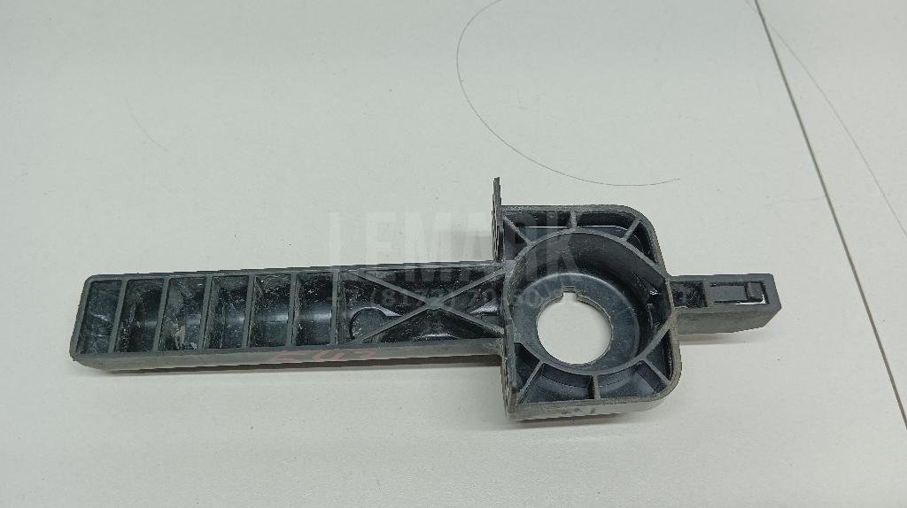 Кронштейн радиатора для  Acura MDX 2007-2013