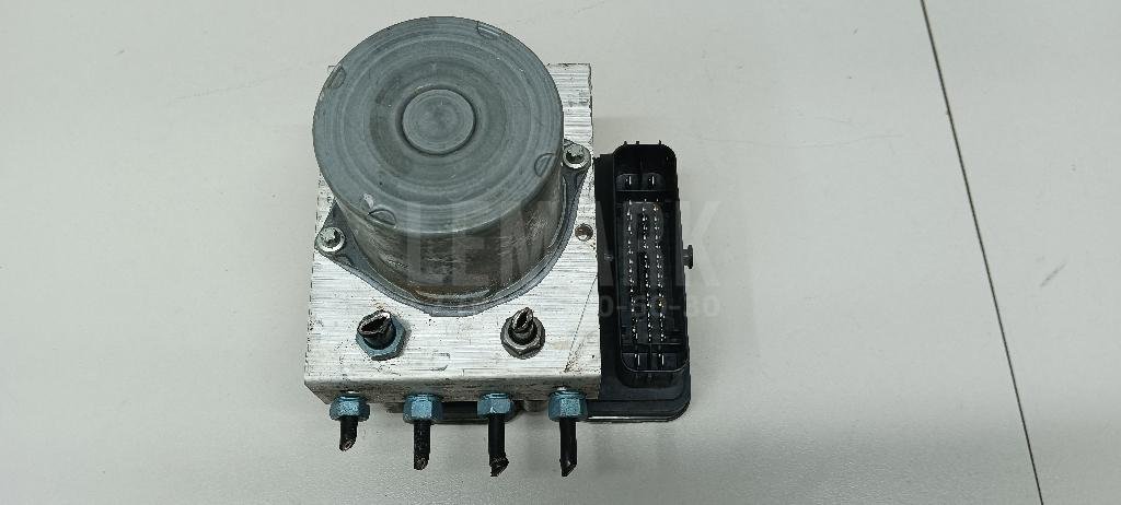 Блок ABS (насос)