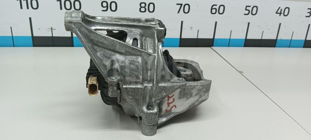 Опора двигателя