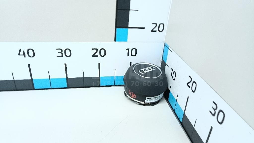 Подушка безопасности в рулевое колесо