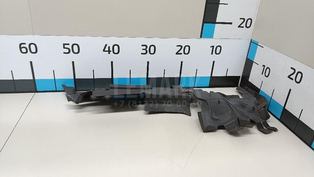 Воздуховод радиатора правый