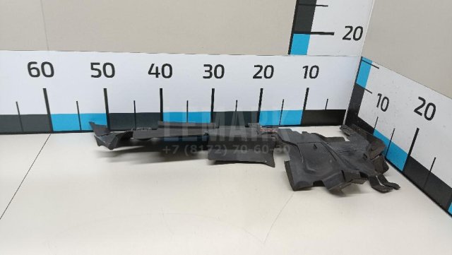 Воздуховод радиатора правый