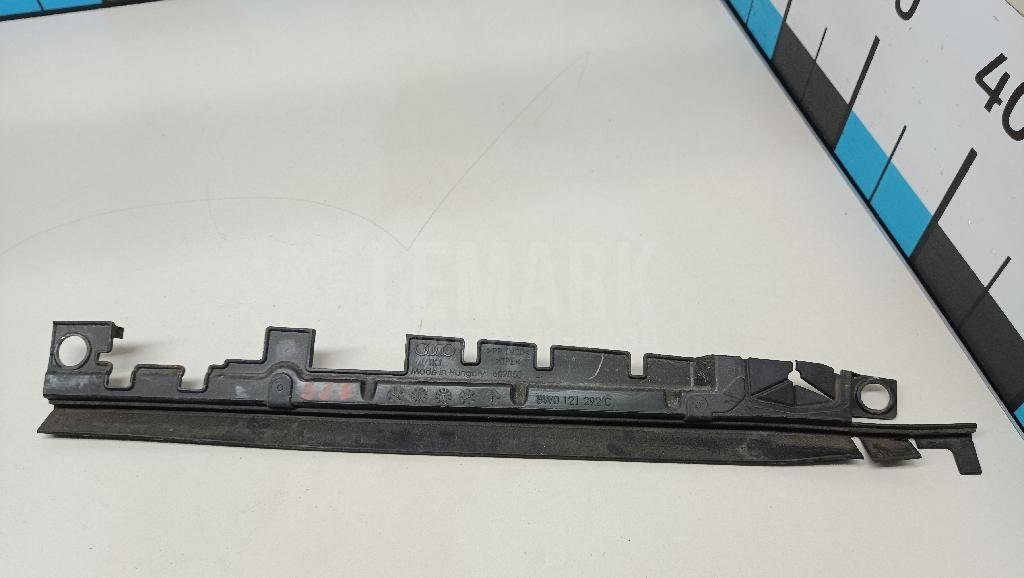 Воздуховод радиатора верхний для  Audi A3 [8PA] Sportback 2004-2013